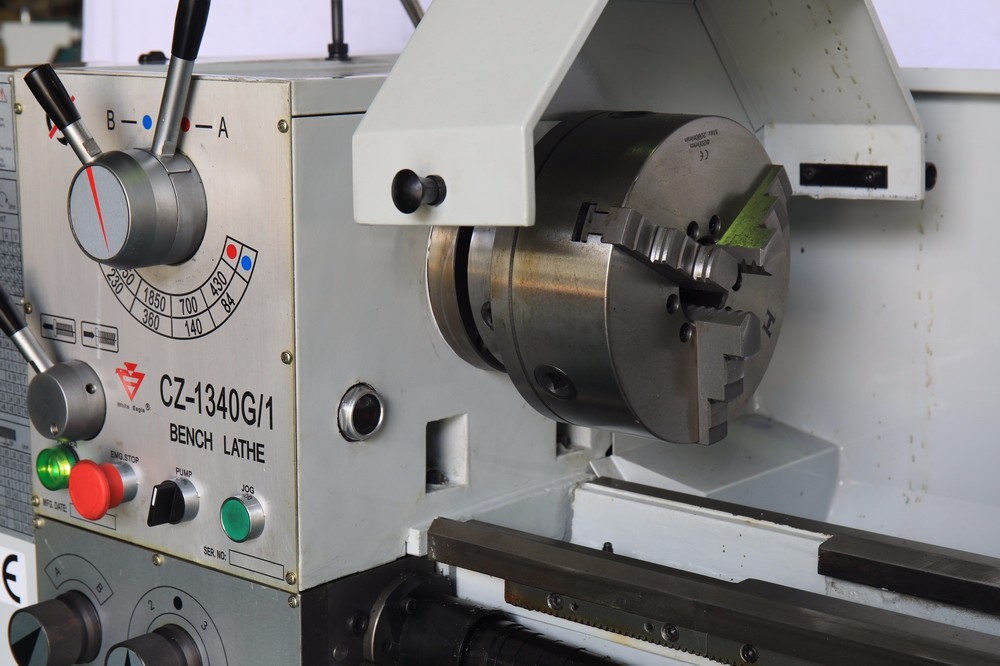 Gap Bed Lathe Machine