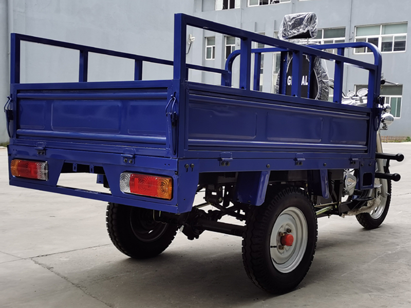 150cc Gasoline Utility Tricycle with Cargo Bed