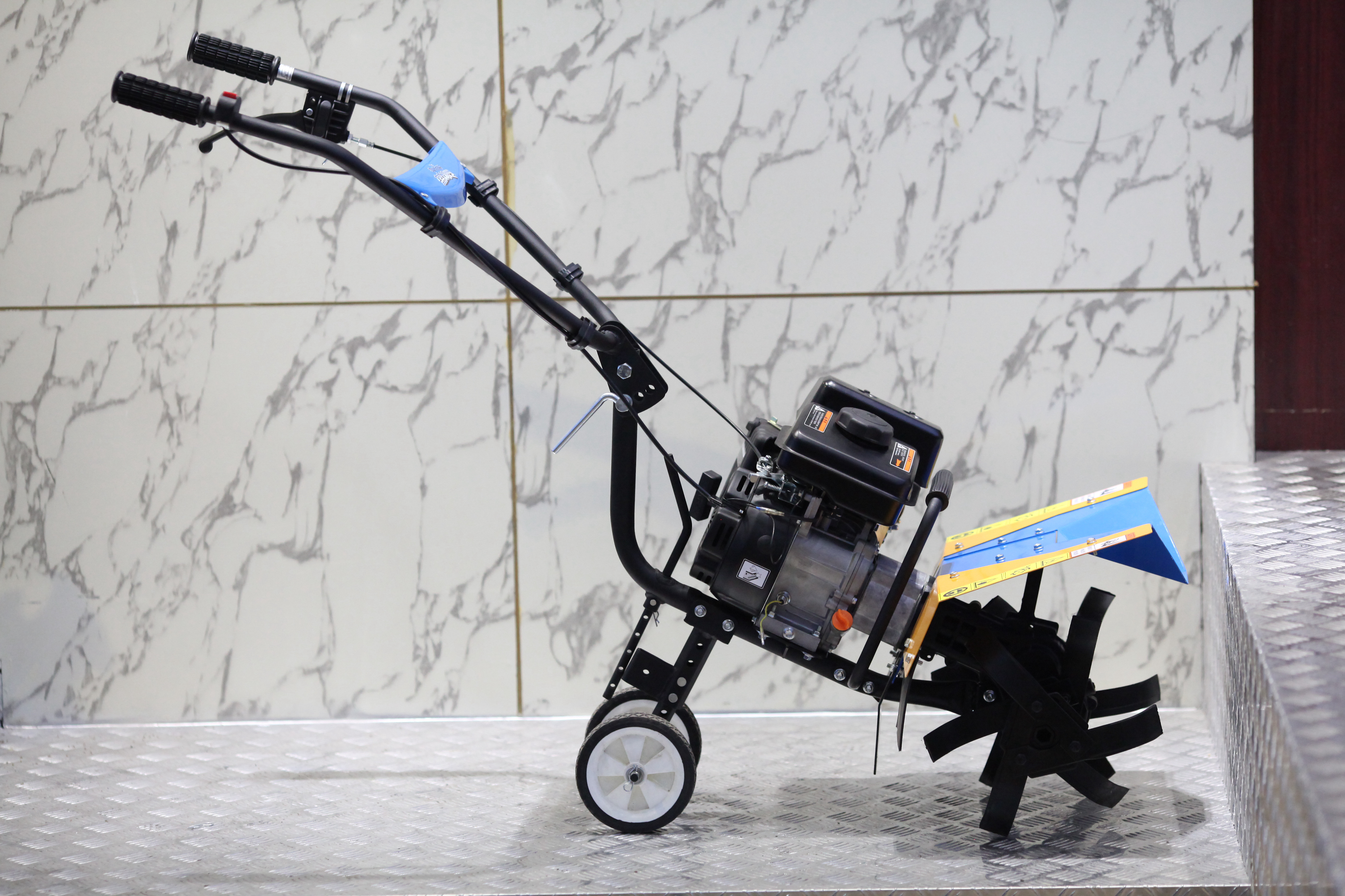 Gasoline Mini Tiller - Image 2