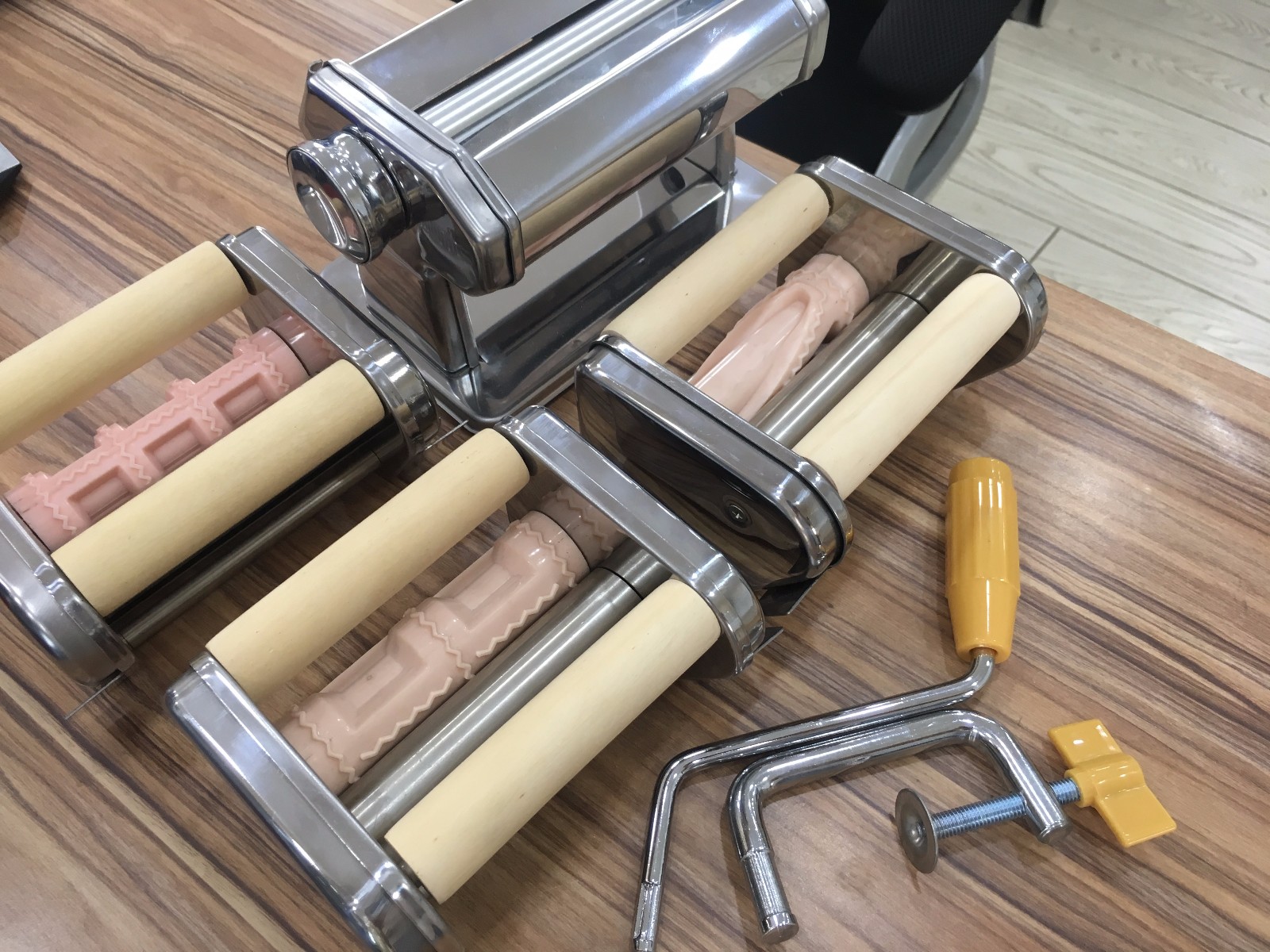 Manual Pasta and Ravioli Maker