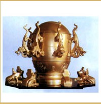 Dragon and Frog Globe Monitor