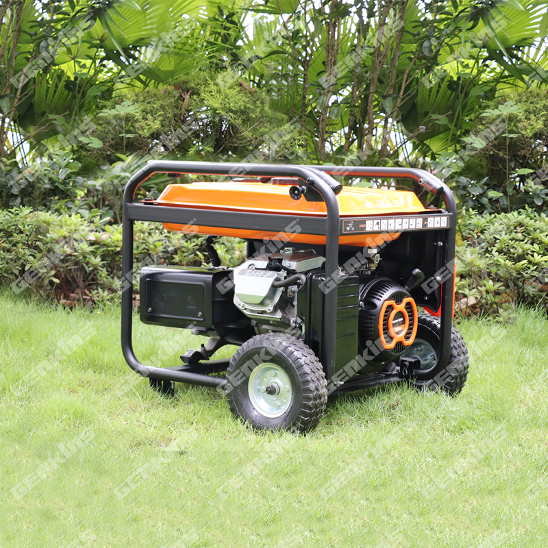 GK12000E Gasoline / petrol generator Rated power:8.5KW Max power:9.0KW E-start - Image 2