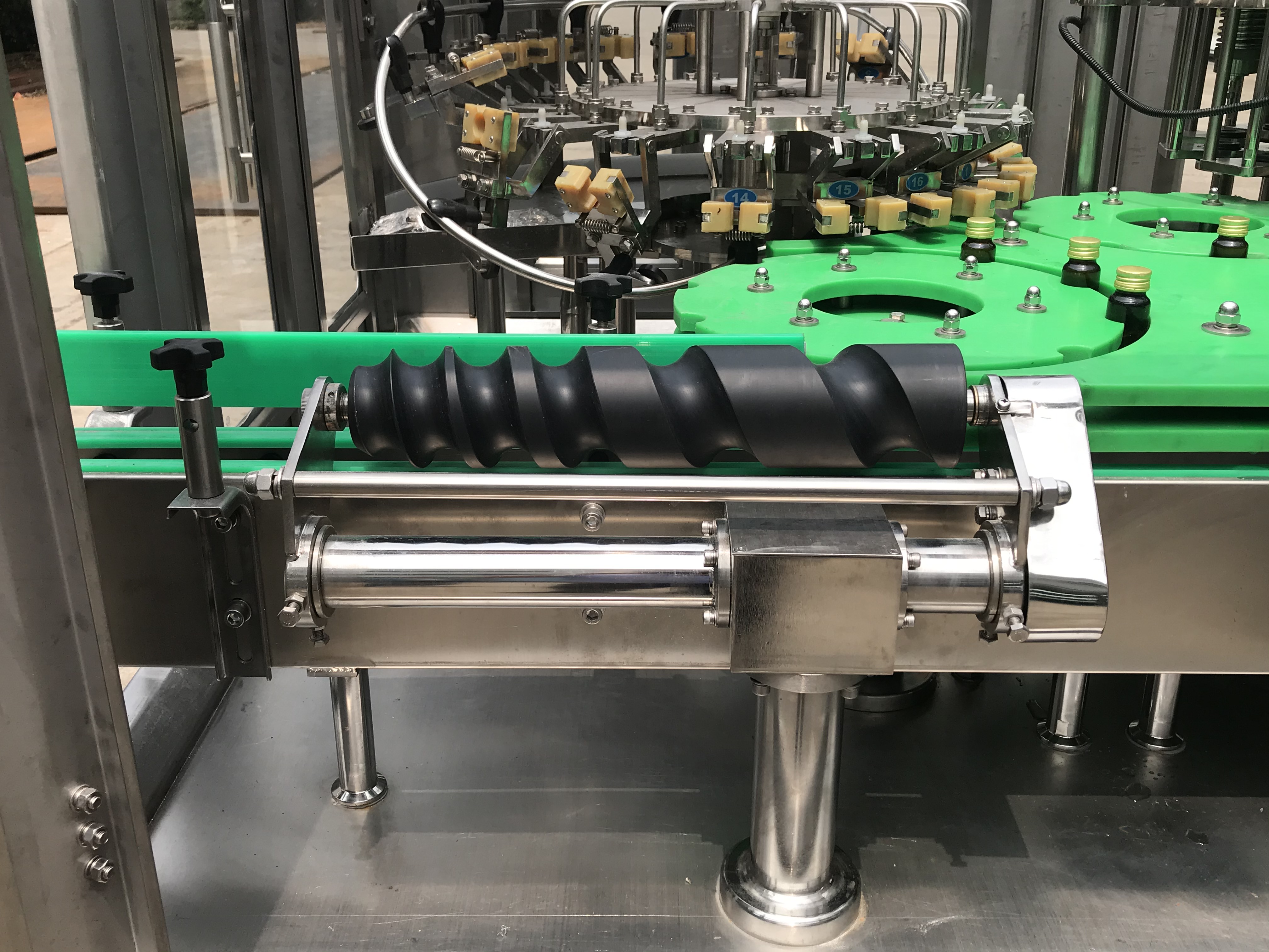 Automatic Glass Bottle Liquid Filling Machine