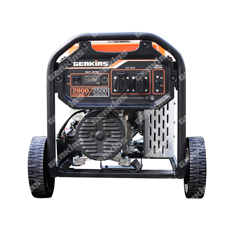 GP3000E Gasoline / petrol generator Rated power:2.5 KW Max power:2.8 KW E-start - Image 3