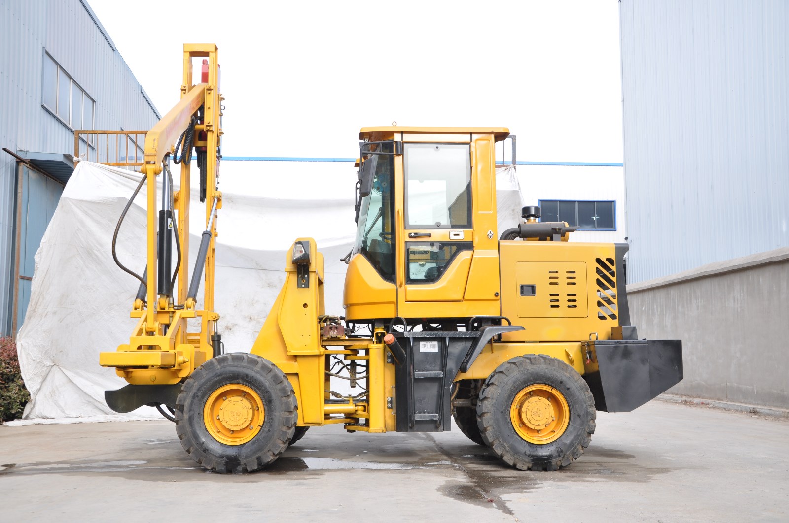 Hydraulic Guardrail Pile Driver for Highway Construction