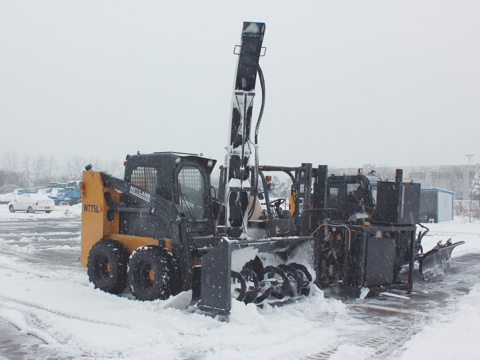 HCN Snow Blower - Image 2