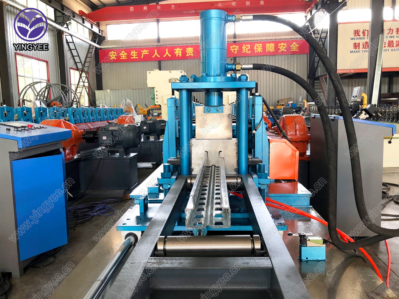 Heavy storage rack upright forming machine - Image 2