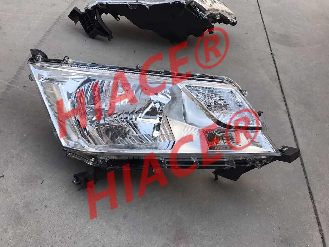 HIACE 2019 HEAD LAMP - Image 2