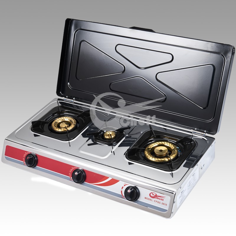 Full view of the 3-burner gas stove with cover closed