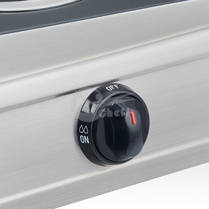 Detail view of the control knobs
