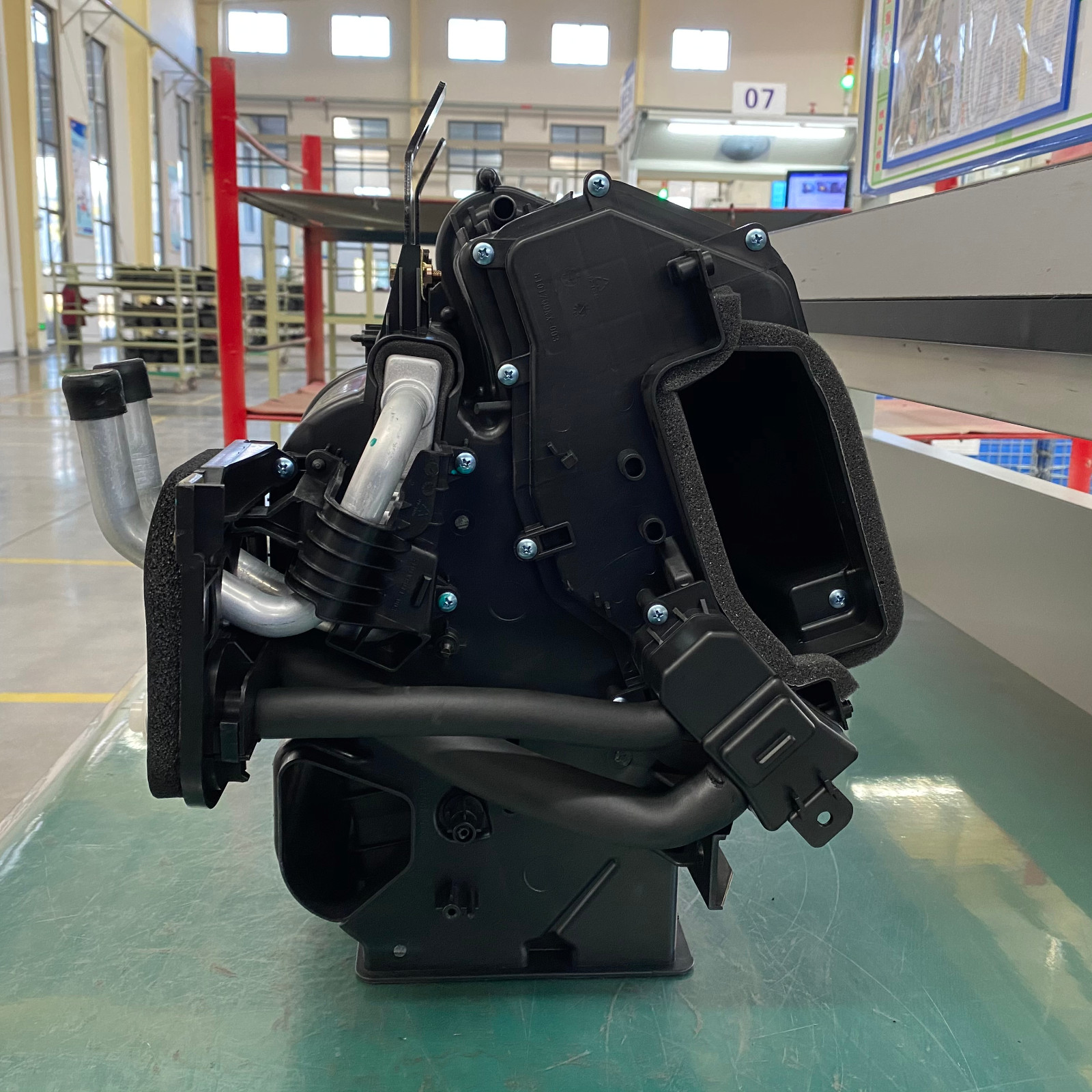 High quality assembly machine Automobile Air Conditioning heater radiator core - Image 2