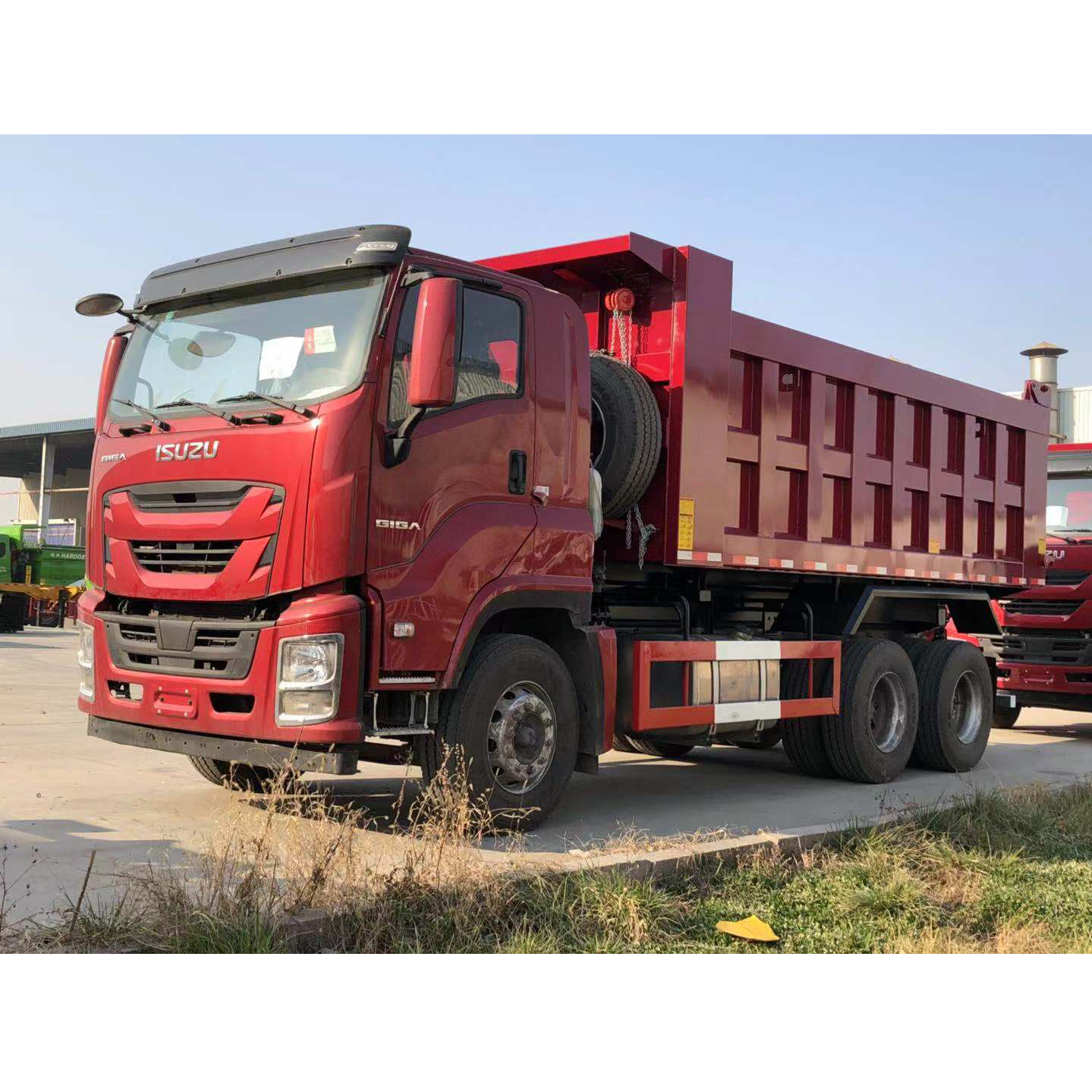 High Quality Utility Dump Semi Trailer for Tractor Truck - Image 2