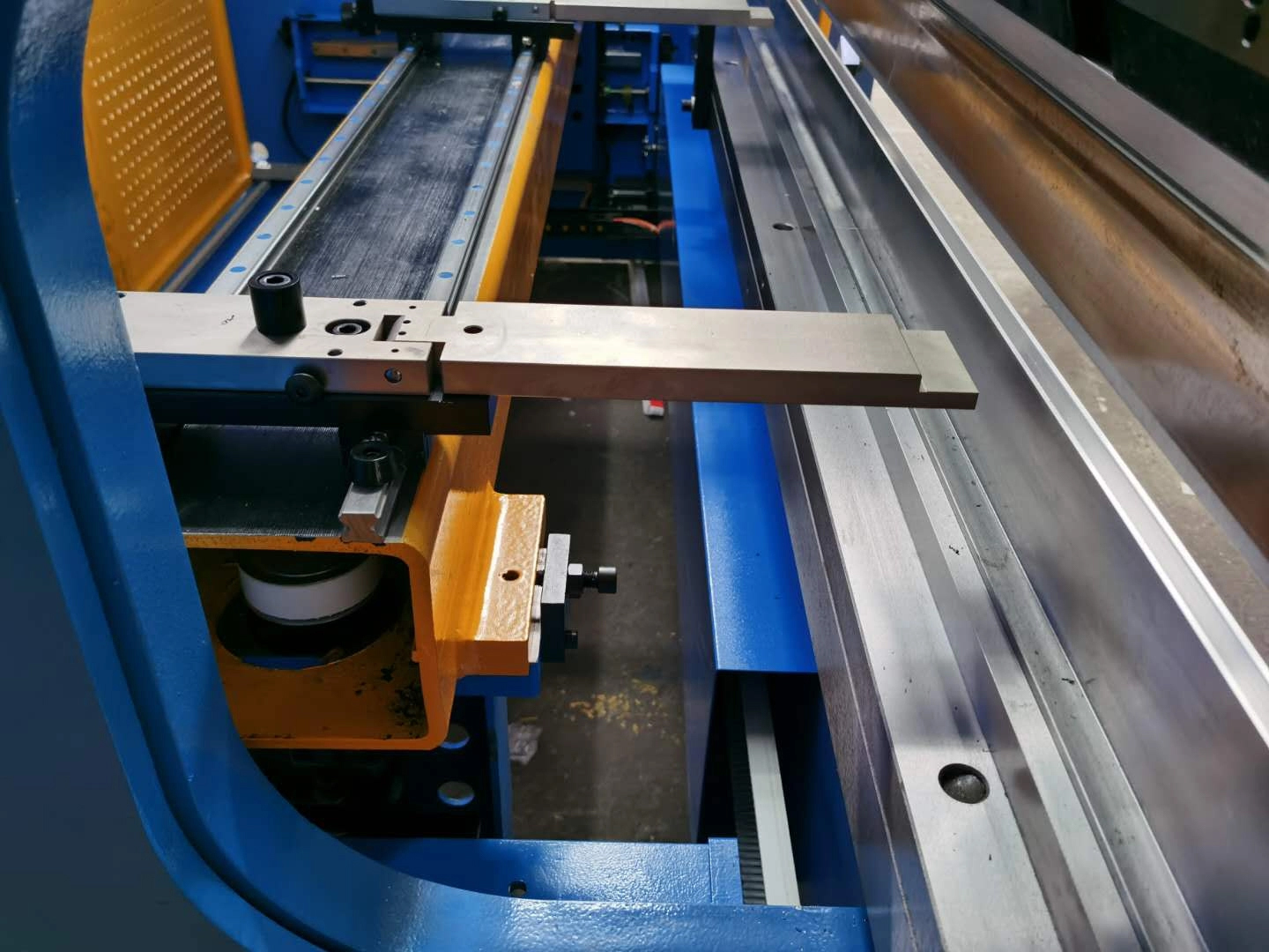 Close up of hydraulic control station