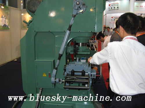 High Speed Roll Feeder
