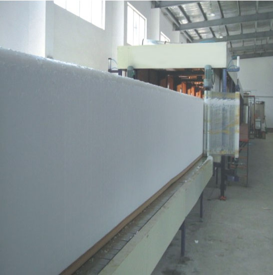 Horizontal automatic continuous foaming machine - Image 2