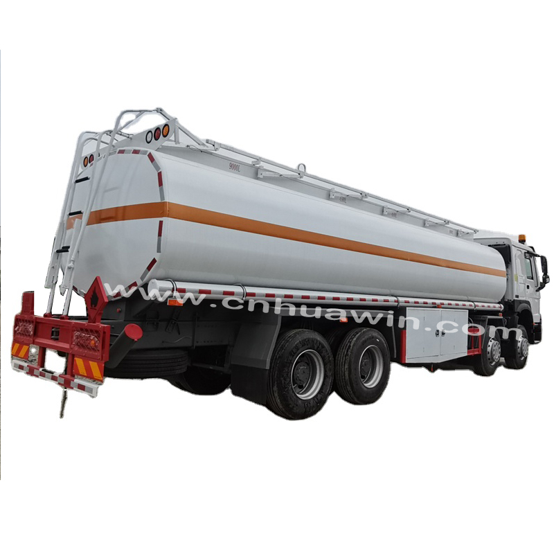 HOWO 6x4 fuel tank truck - Image 2