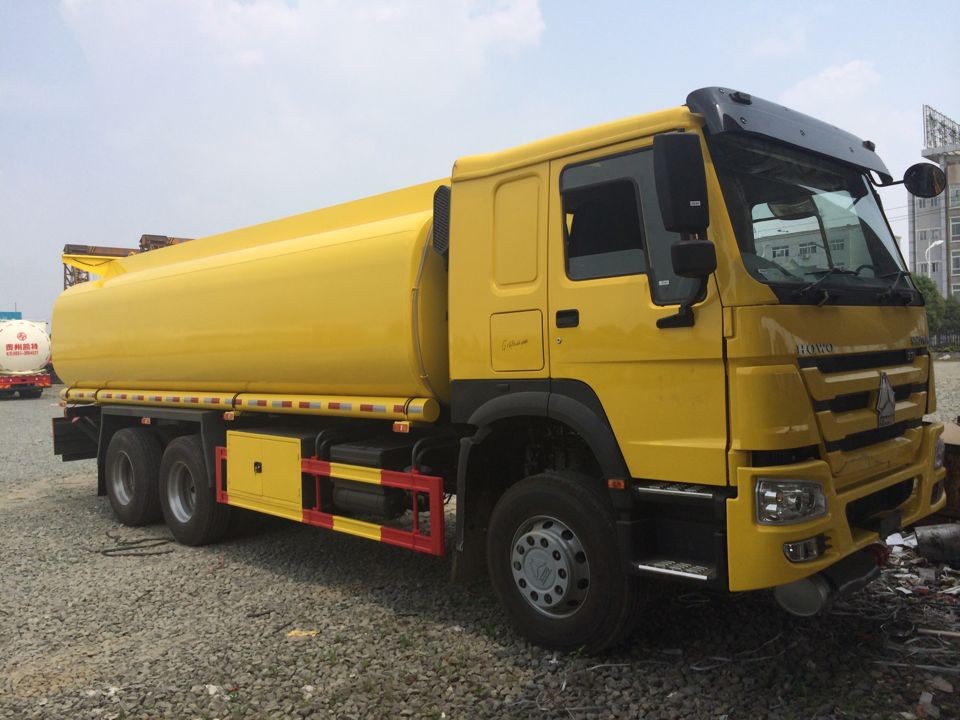 6x4 Heavy-Duty Fuel Transportation Truck