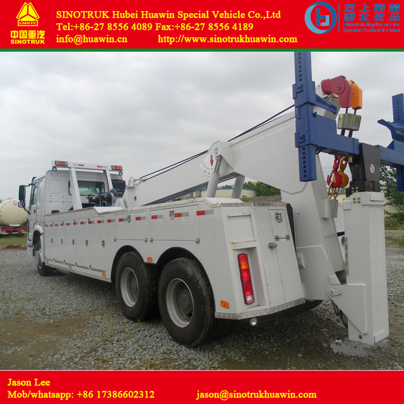HOWO 6X6 Recovery Truck - Image 3