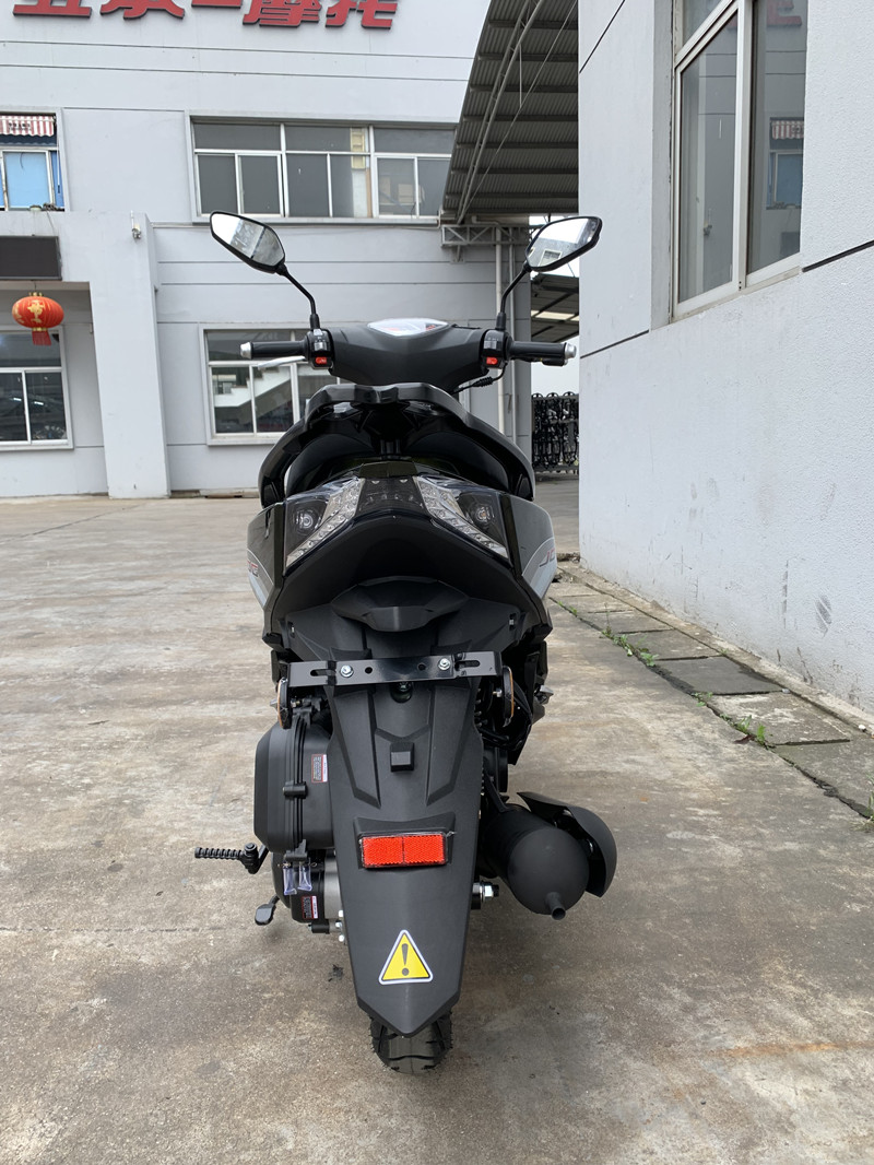 HUNTER-4 OIL SCOOTER VEHICLE MOTORCYCLE - Image 2
