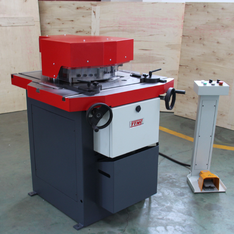 Adjustable Angle Hydraulic Notcher
