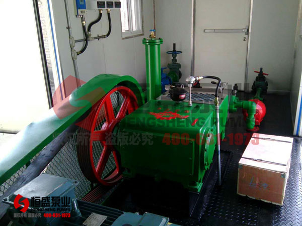 Heavy-duty hydraulic balance booster water pump with gauges and valves