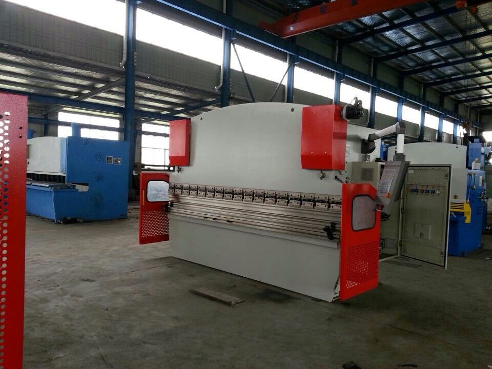 Hydraulic Bending Machine - Image 3