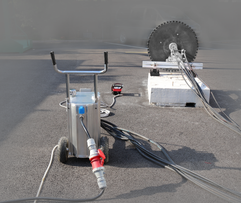 Hydraulic concrete wall saw - Image 2
