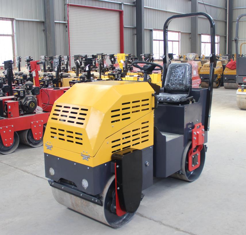 Hydraulic double drum rollers diesel engine ride on roller 1 ton road roller - Image 2