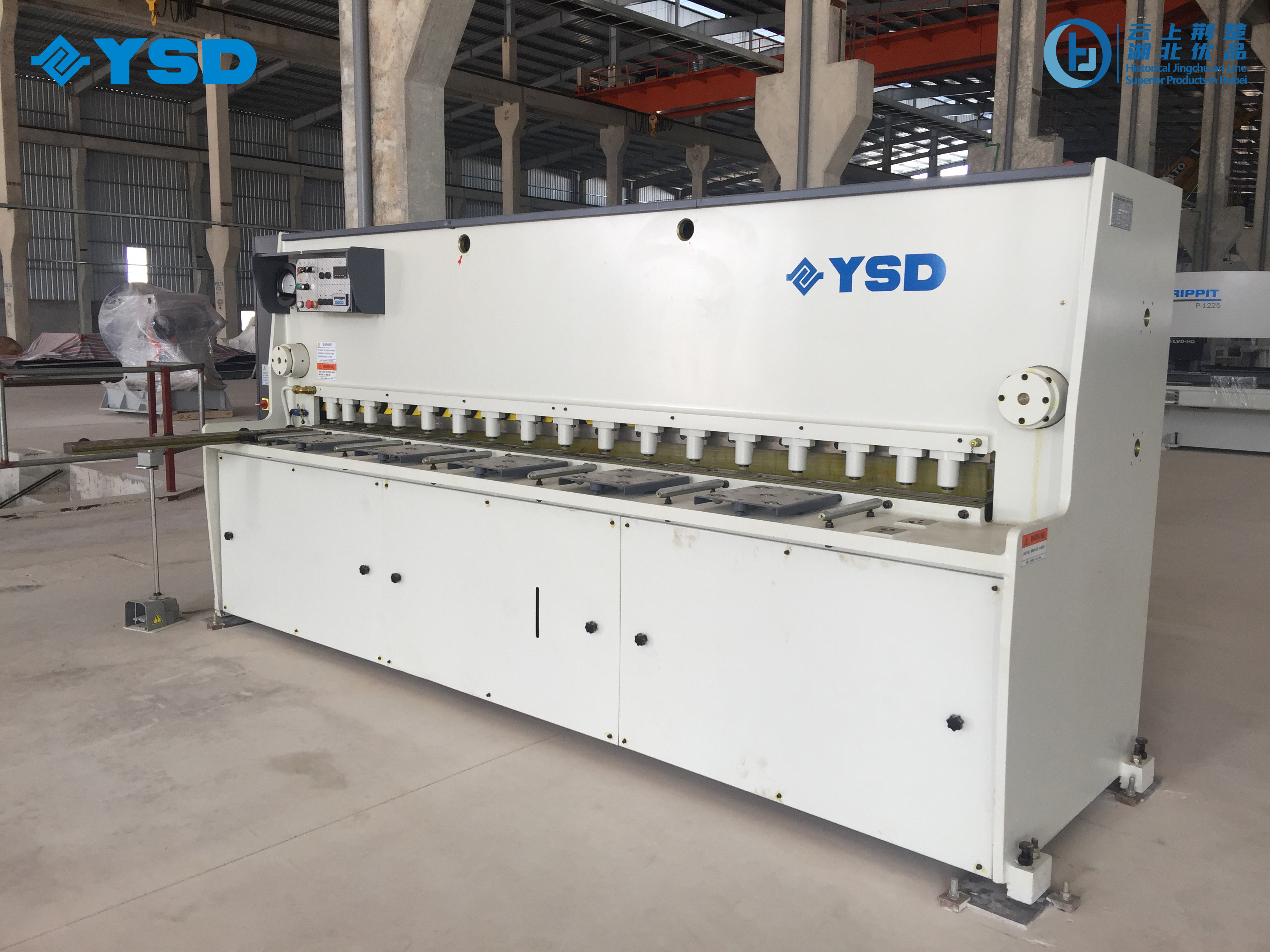 Hydraulic Shear - Image 2