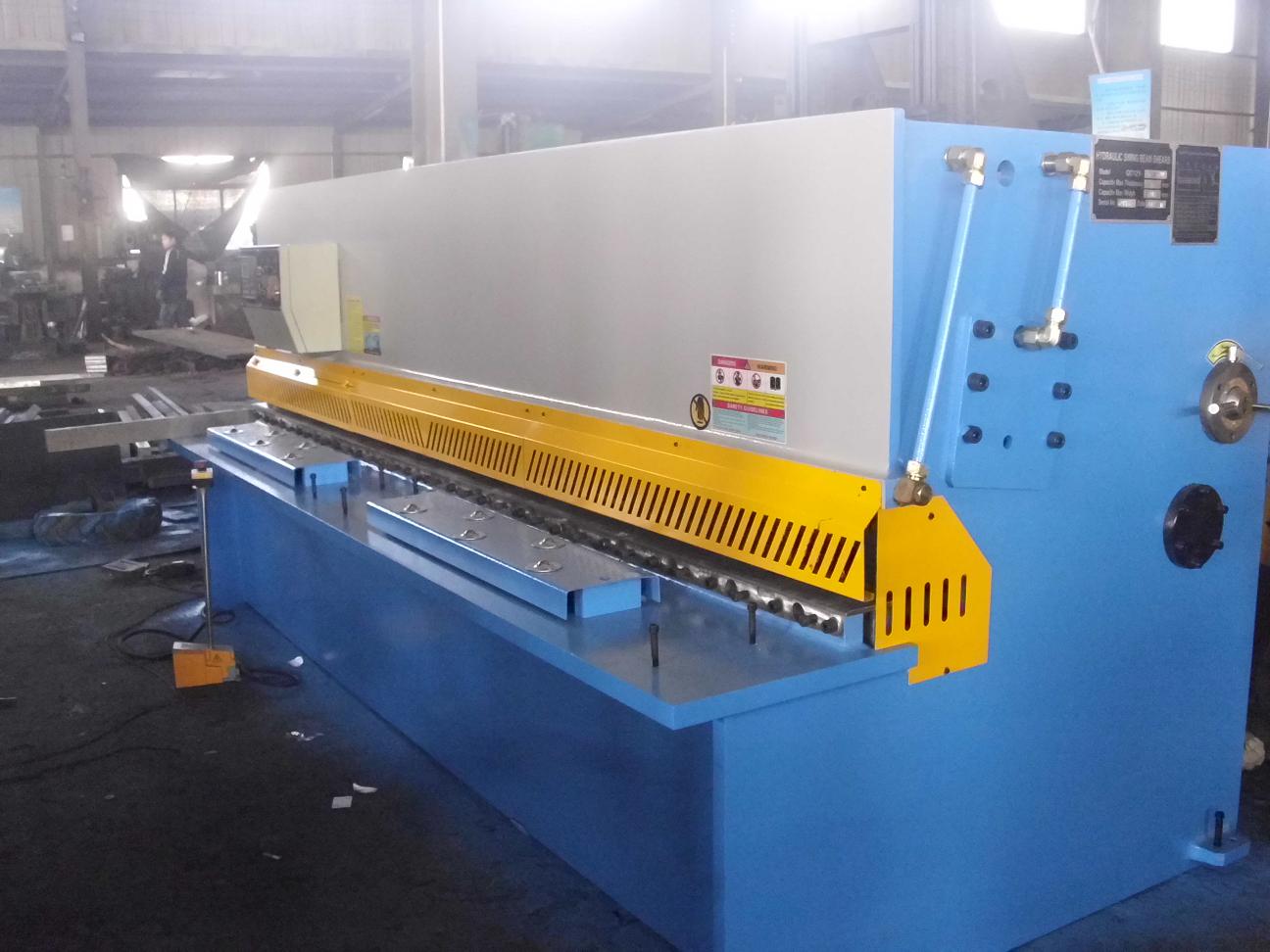 Hydraulic Metal Sheet Shearing Machine