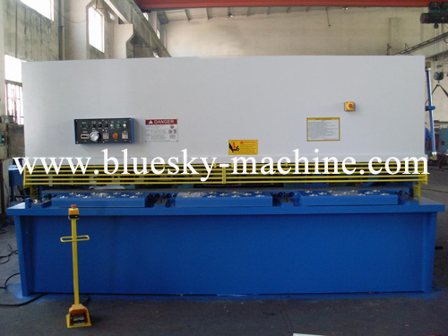 Hydraulic Swing Beam Metal Shearing Machine