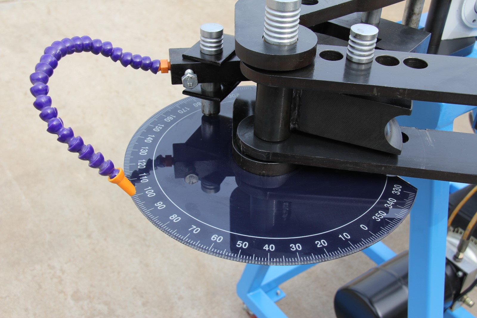 Hydraulic tube bender - Image 2