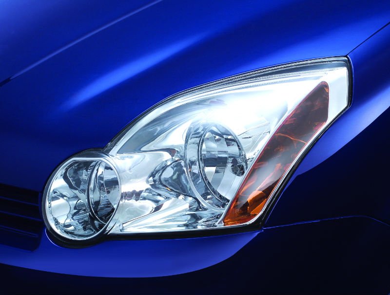 Close up of the vehicle headlight assembly