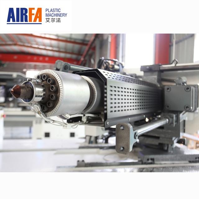 Injection Molding Machine