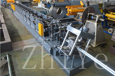 Interchangeable C Z Channel Purlin Roll Forming Machine - Image 2