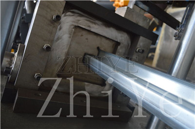 Interchangeable C/Z Purlin Roll Forming Machine