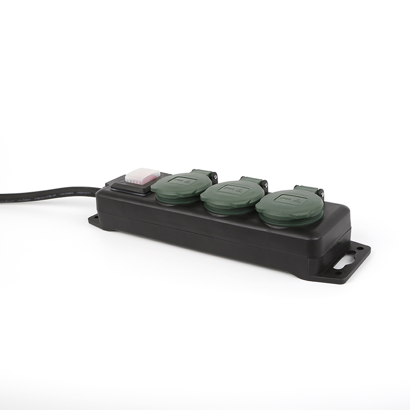 IP44 outdoor socket - Image 2