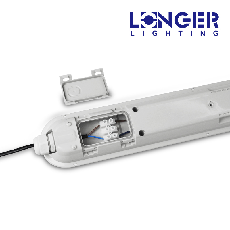 IP65 LED waterproof fixture - Image 2