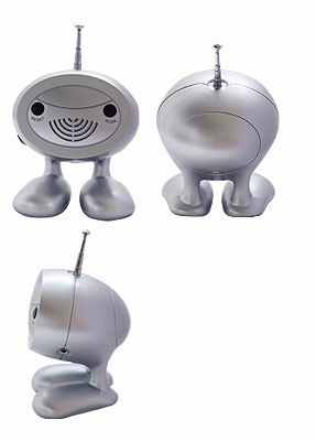 Retro Robot-Shaped FM Radio with Speaker