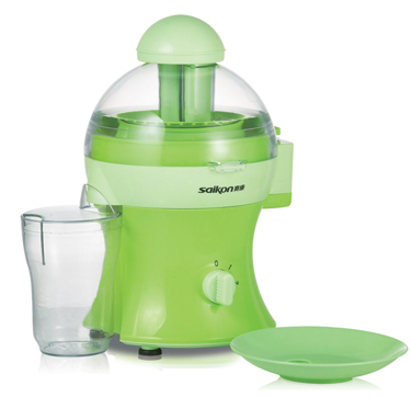 Electric Fruit and Vegetable Juicer