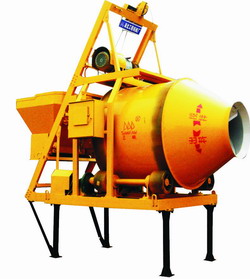 Self-Loading Concrete Mixer