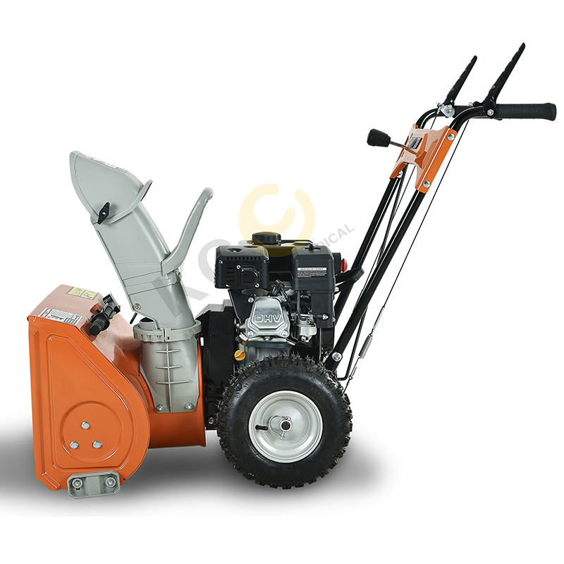 KCM22B Snow Thrower - Image 3