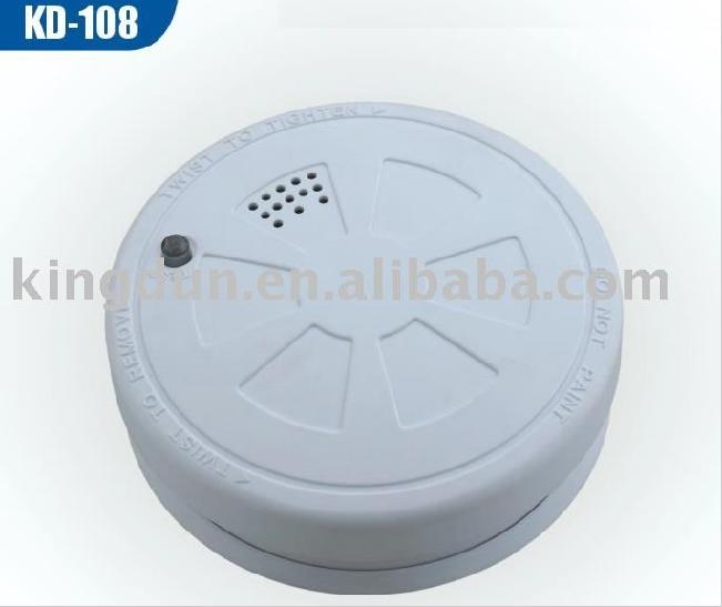 Residential Smoke Detector with Twist-to-Remove Mechanism