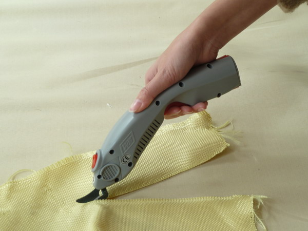 Electric Scissors for Fiber Optic and Kevlar Cutting