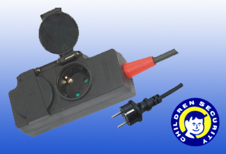Weatherproof Power Outlet Adapter with Schuko Socket