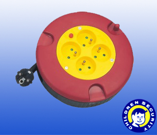 Circular Power Extension Reel with Multiple Outlets