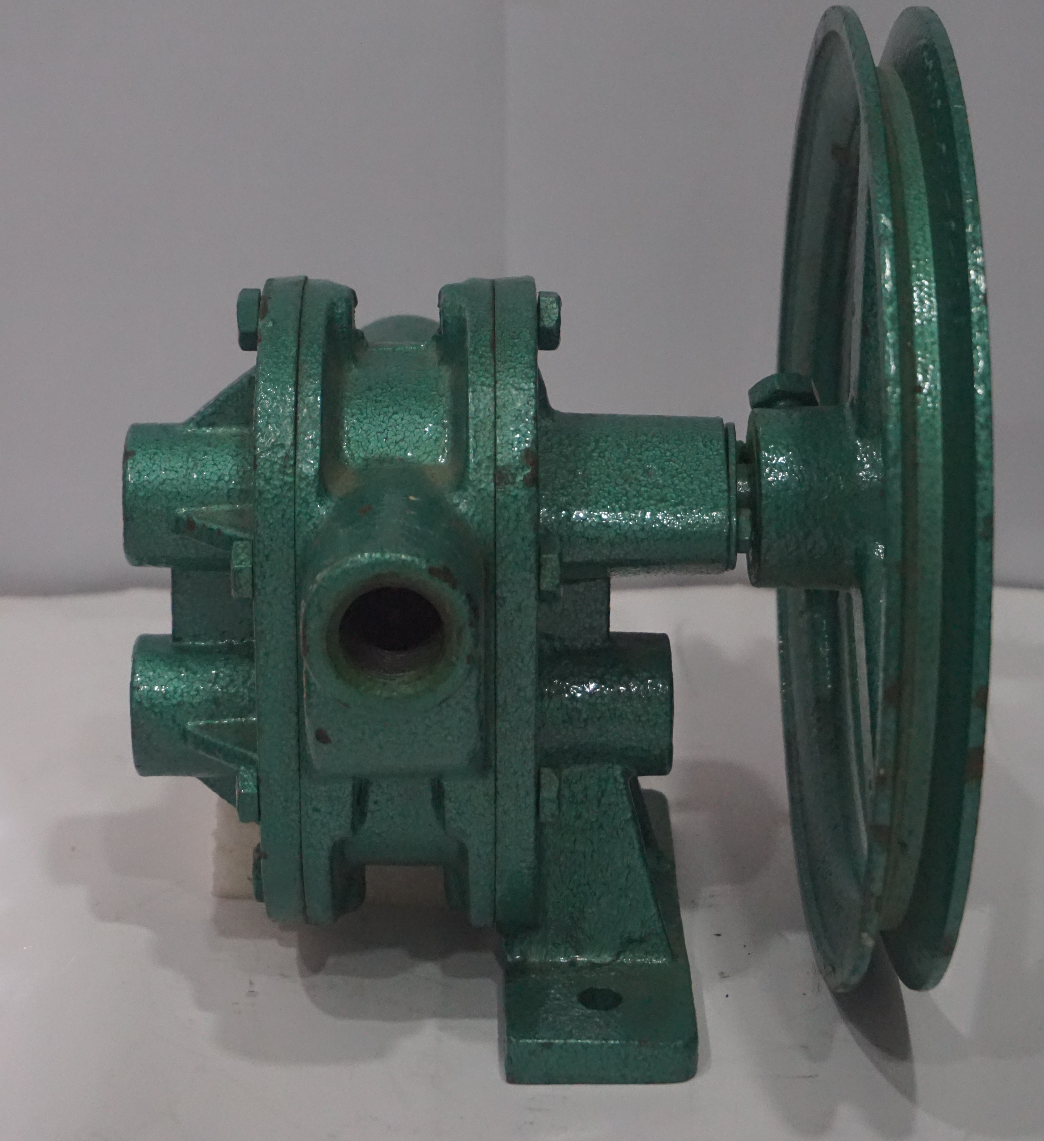 KM/MB GEAR PUMP - Image 2