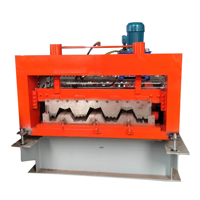Side profile of the industrial roll forming machine