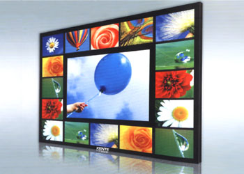 High-Resolution LCD Display with Multiple Inputs
