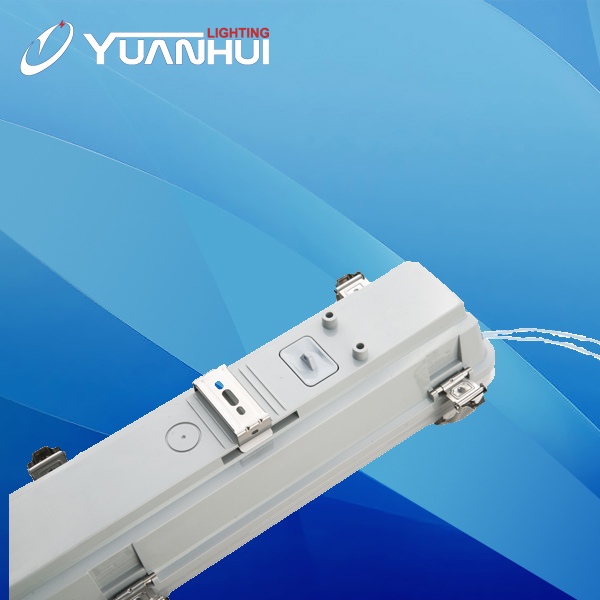 LED Vapor Tight Light Fixture